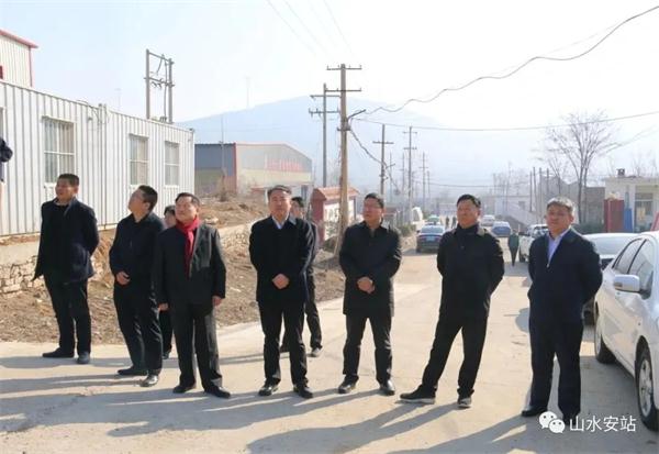 “犇”腾向前 开工大吉 一滕建设集团钢结构网架项目“